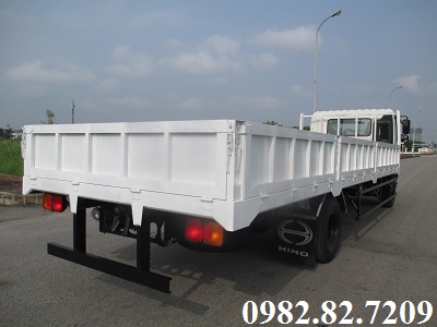 Giá xe tải hino 6,4 tấn thùng lửng dài 7,3m